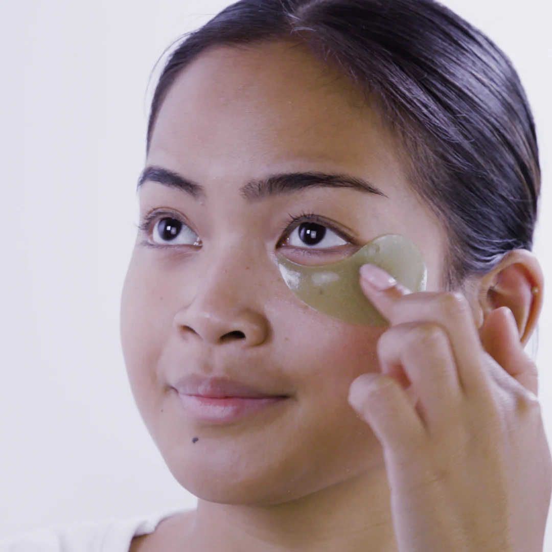 Vitamin-C Essentials Brightening Bundle - Image 3